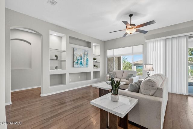 26568 W CAT BALUE Drive, Buckeye, AZ 85396
