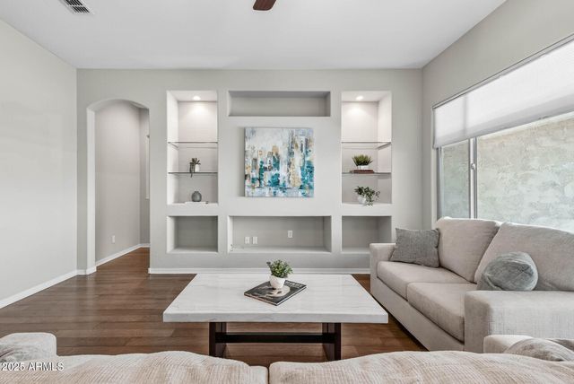 26568 W CAT BALUE Drive, Buckeye, AZ 85396