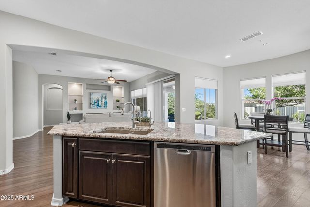 26568 W CAT BALUE Drive, Buckeye, AZ 85396