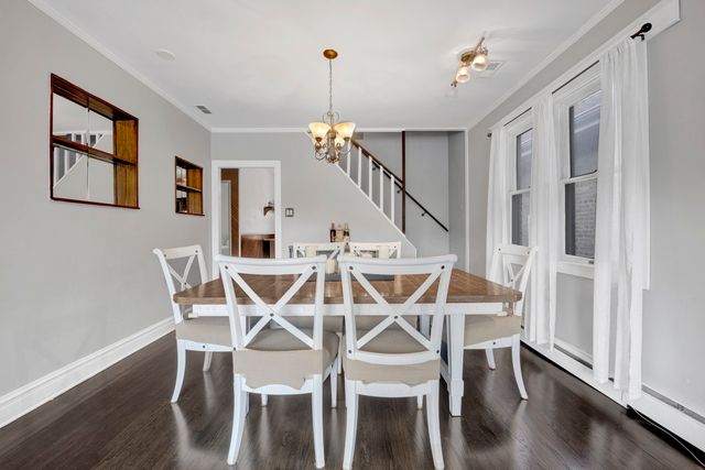 7807 W Cressett Drive W, Elmwood Park, IL 60707