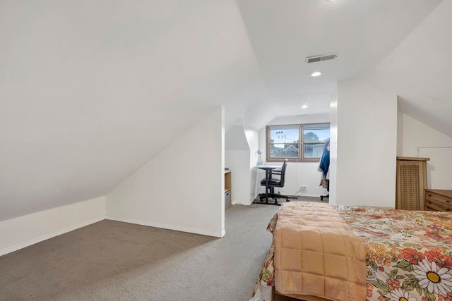 7807 W Cressett Drive W, Elmwood Park, IL 60707