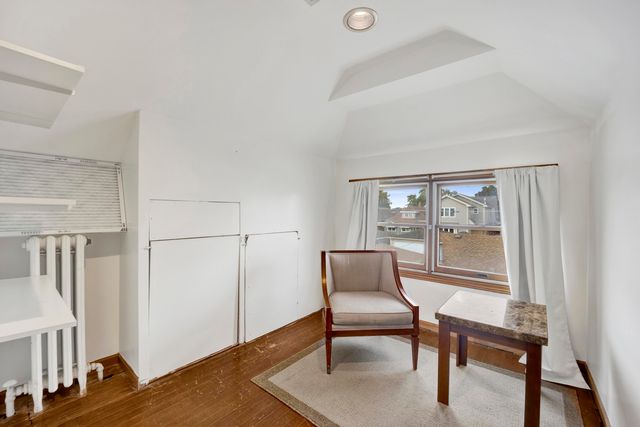 7807 W Cressett Drive W, Elmwood Park, IL 60707