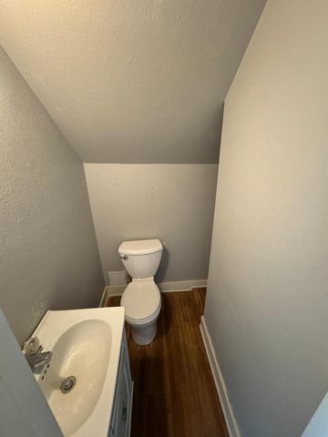 403 14th Street S, Fargo, ND 58103