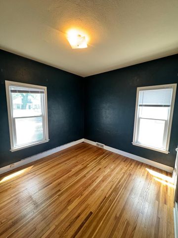 403 14th Street S, Fargo, ND 58103