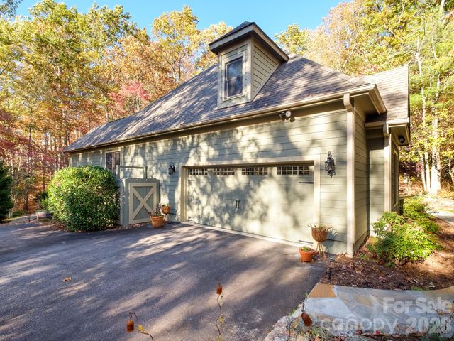 674 Soquili Drive, Brevard, NC 28712