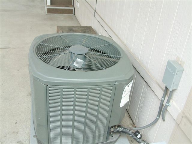 3032 OAKBRIDGE Drive 3032, San Jose, CA 95121