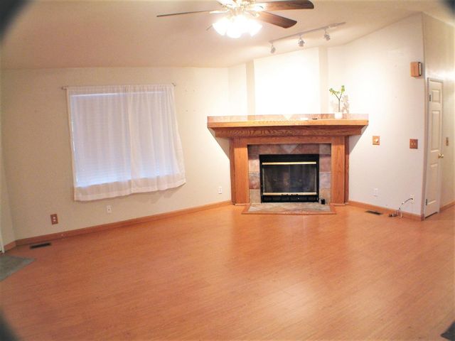 3032 OAKBRIDGE Drive 3032, San Jose, CA 95121