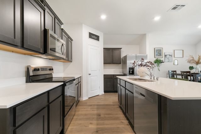 102 Sunberry Drive, Caddo Mills, TX 75135