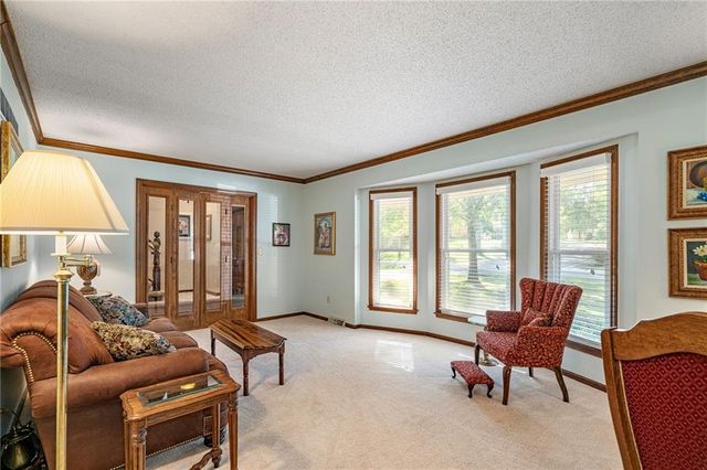 13212 W 84th Street, Lenexa, KS 66215