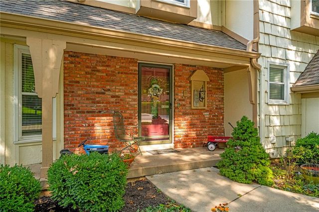 13212 W 84th Street, Lenexa, KS 66215