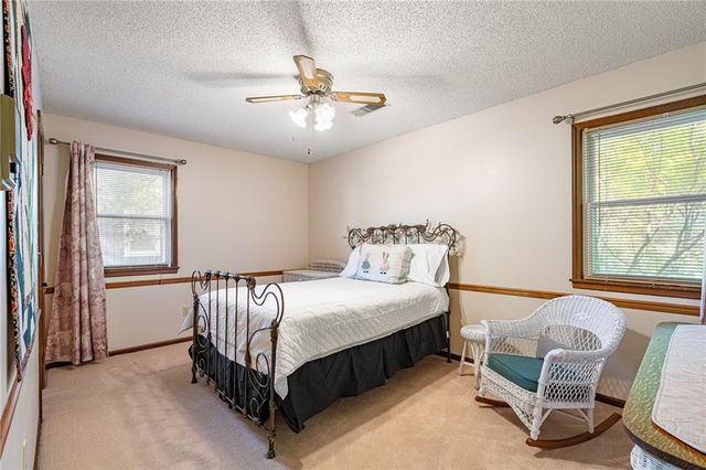 13212 W 84th Street, Lenexa, KS 66215