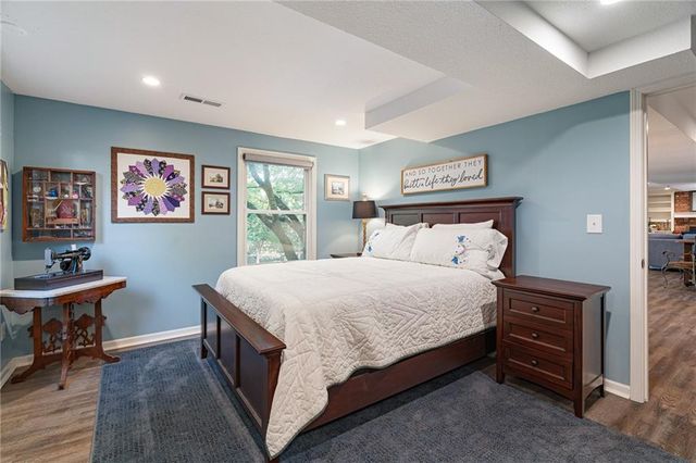 13212 W 84th Street, Lenexa, KS 66215