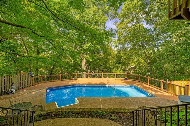 13212 W 84th Street, Lenexa, KS 66215