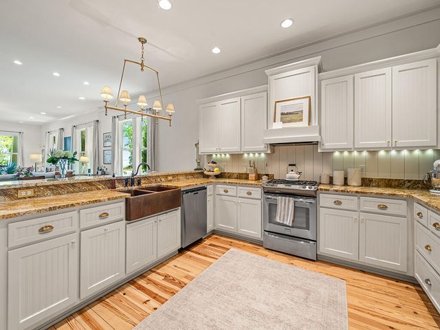 374 E Mitchell Avenue, Santa Rosa Beach, FL 32459