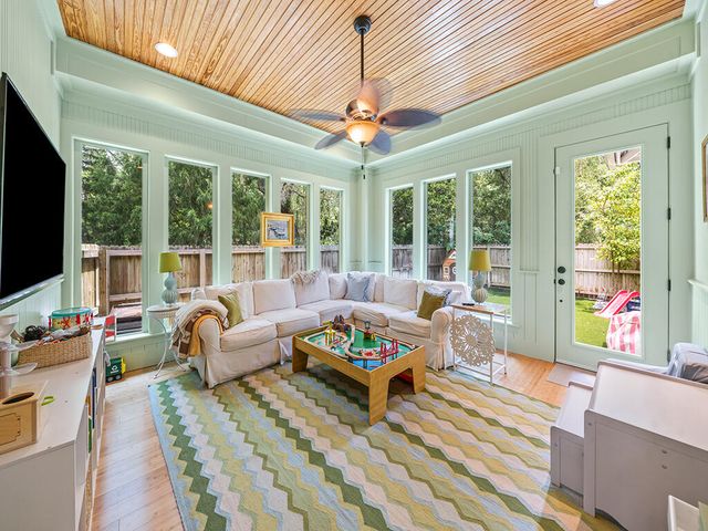 374 E Mitchell Avenue, Santa Rosa Beach, FL 32459