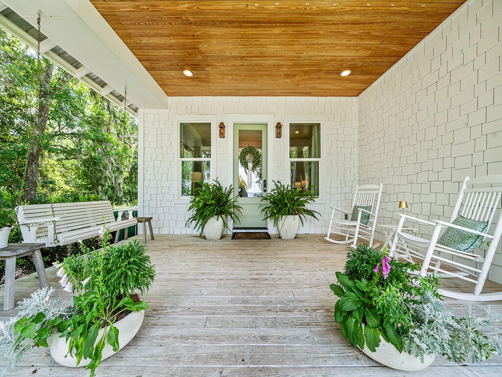 374 E Mitchell Avenue, Santa Rosa Beach, FL 32459