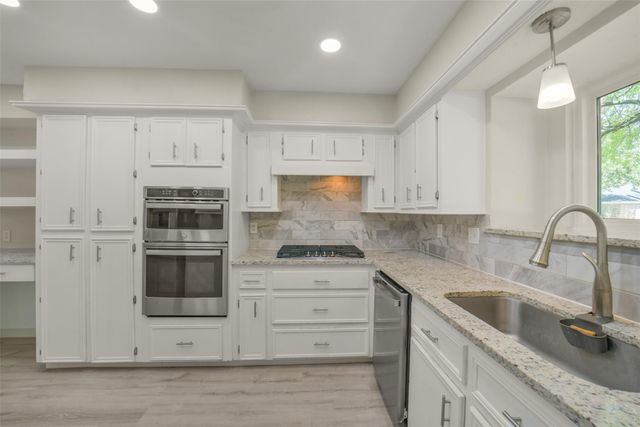 13615 Pepper Knoll Drive, Houston, TX 77065