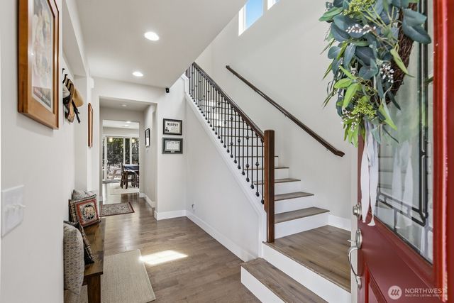 7430 NE 202nd Place, Kenmore, WA 98028