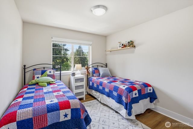 7430 NE 202nd Place, Kenmore, WA 98028