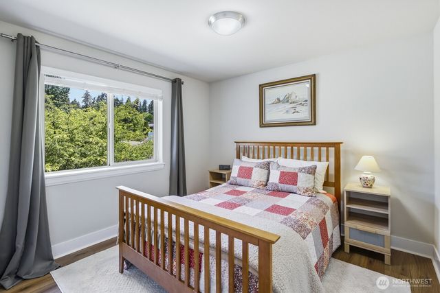 7430 NE 202nd Place, Kenmore, WA 98028