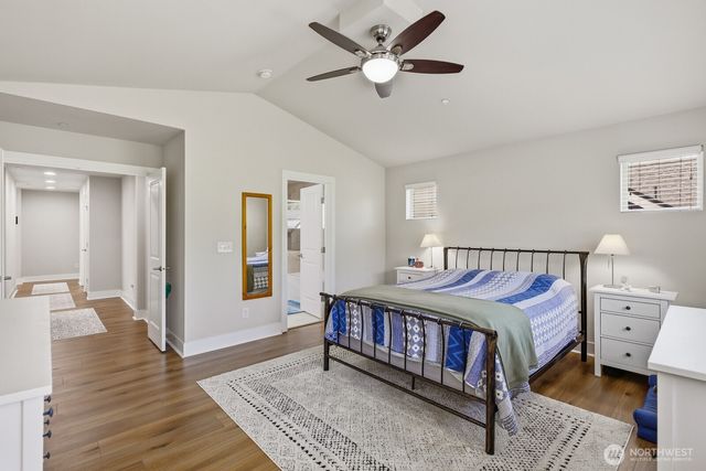 7430 NE 202nd Place, Kenmore, WA 98028
