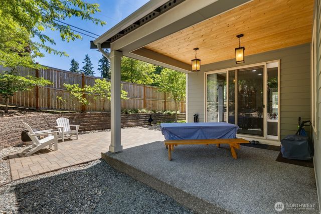 7430 NE 202nd Place, Kenmore, WA 98028