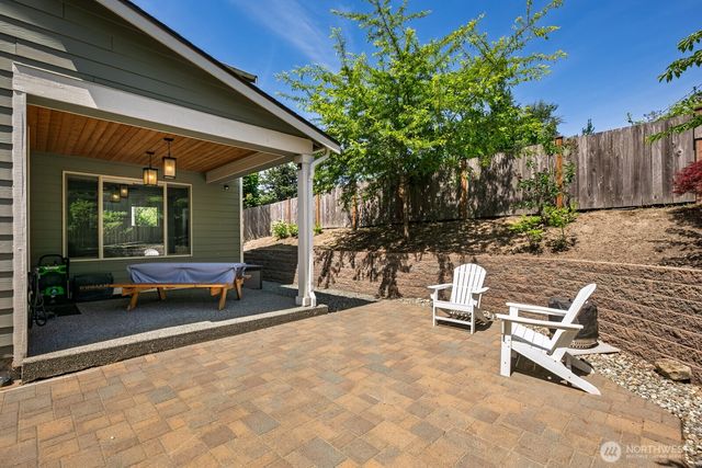 7430 NE 202nd Place, Kenmore, WA 98028