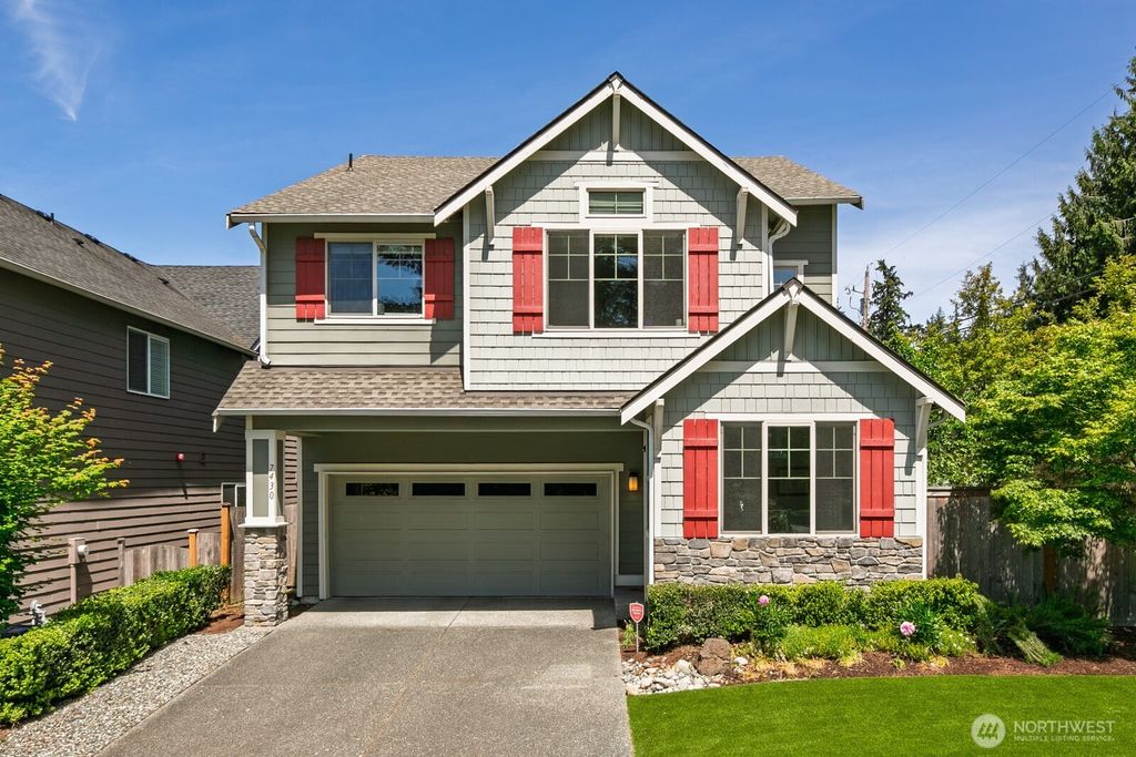 7430 NE 202nd Place, Kenmore, WA 98028