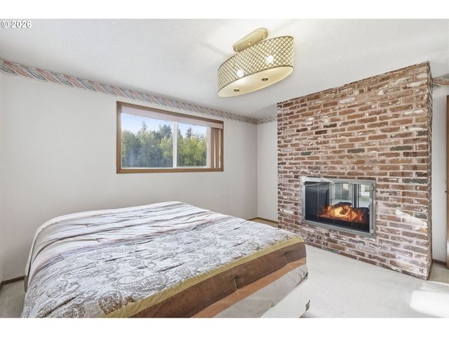 28236 HIST. COLUMBIA RIVER Hwy, Troutdale, OR 97060