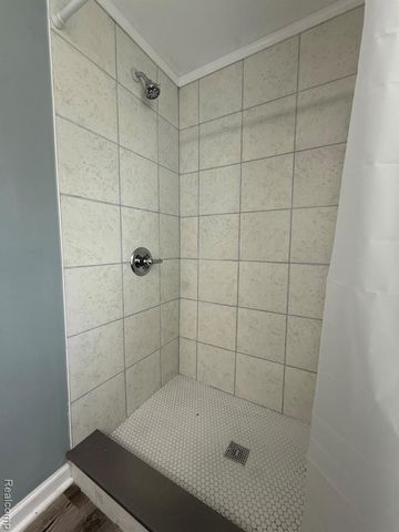 3336 Leta Avenue, Burton, MI 48529