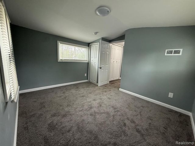 3336 Leta Avenue, Burton, MI 48529