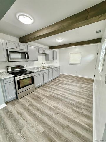 3336 Leta Avenue, Burton, MI 48529