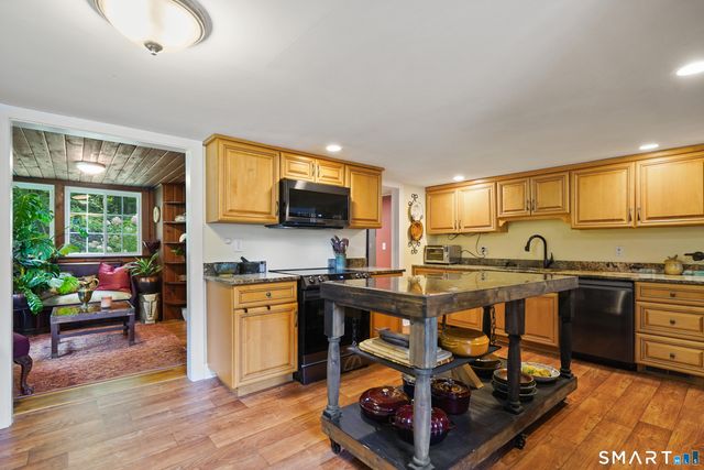 248 Simpaug Turnpike, Redding, CT 06896