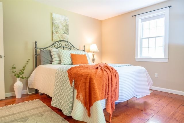 121 Salt Rock Rd, Barnstable, MA 02630