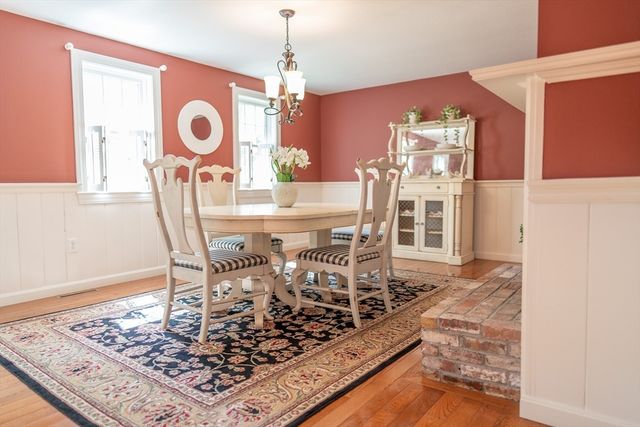 121 Salt Rock Rd, Barnstable, MA 02630