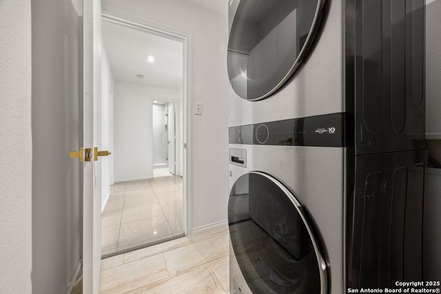 6103 AMHERST BAY, San Antonio, TX 78249