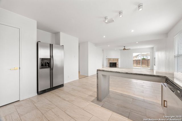 6103 AMHERST BAY, San Antonio, TX 78249