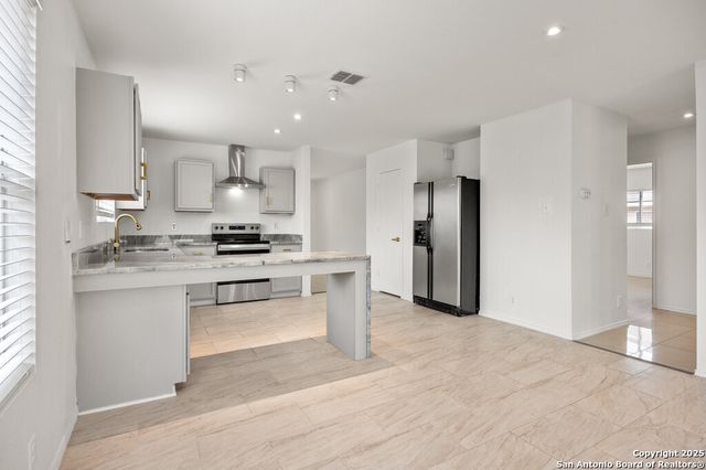 6103 AMHERST BAY, San Antonio, TX 78249