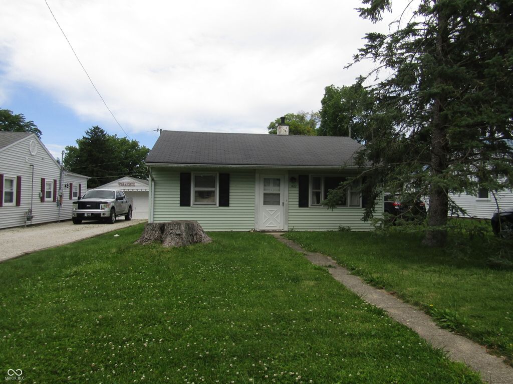 1802 Eastwood Drive, Crawfordsville, IN 47933