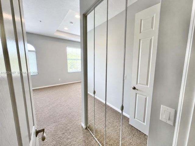 3909 White Peacock Ln, Coconut Creek, FL 33073