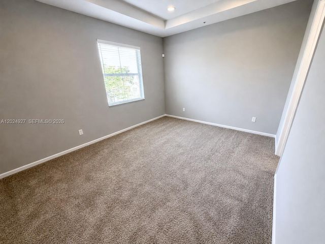 3909 White Peacock Ln, Coconut Creek, FL 33073