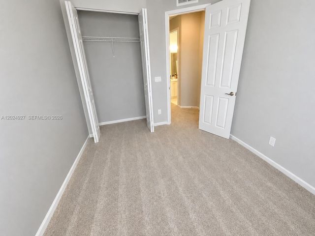 3909 White Peacock Ln, Coconut Creek, FL 33073