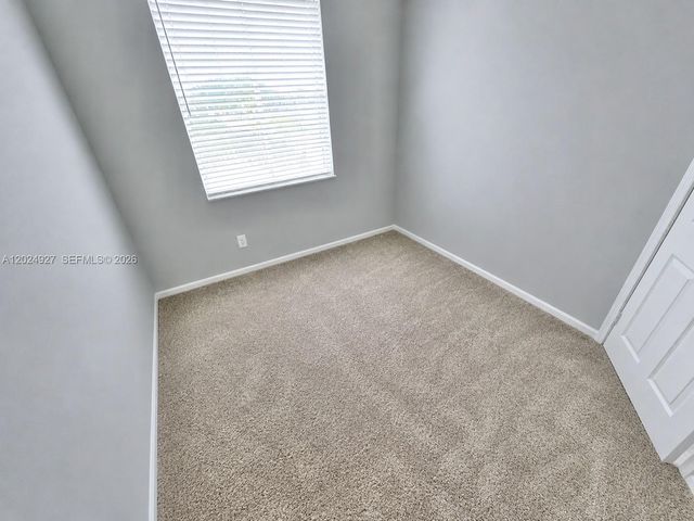 3909 White Peacock Ln, Coconut Creek, FL 33073