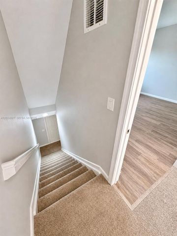 3909 White Peacock Ln, Coconut Creek, FL 33073