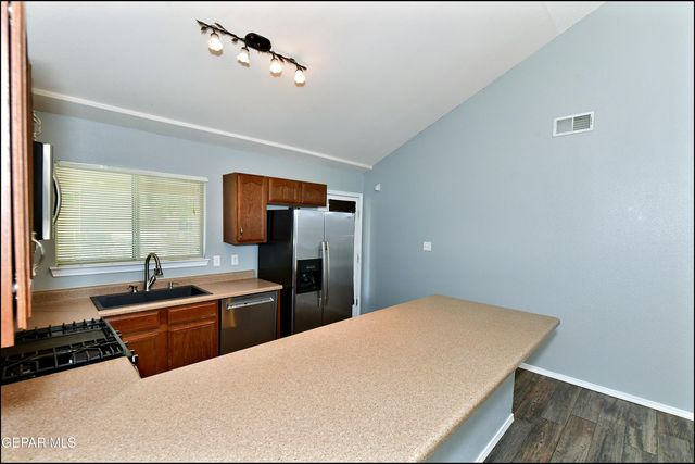 804 MARGARITA Street, Anthony, TX 79821