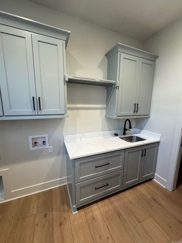 129 Kinley Loop, Little Rock, AR 72223