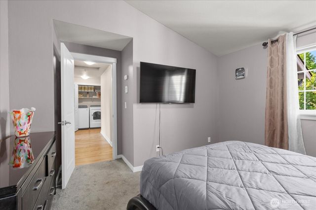 26027 106th Place SE #C302, Kent, WA 98030