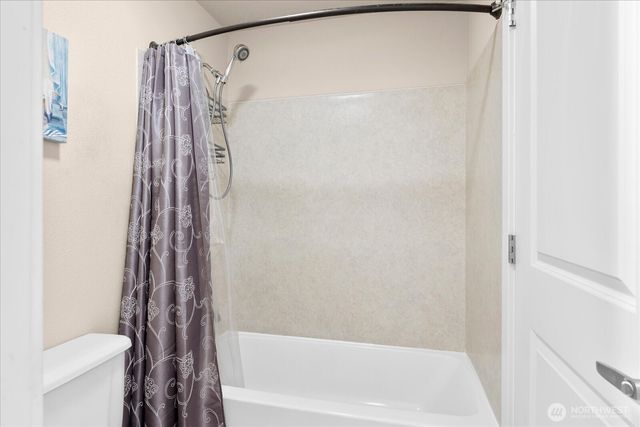 26027 106th Place SE #C302, Kent, WA 98030