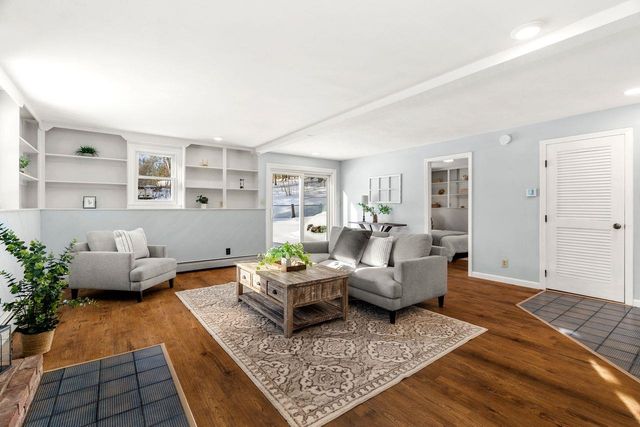 24 Beechwood Road, Hudson, NH 03051