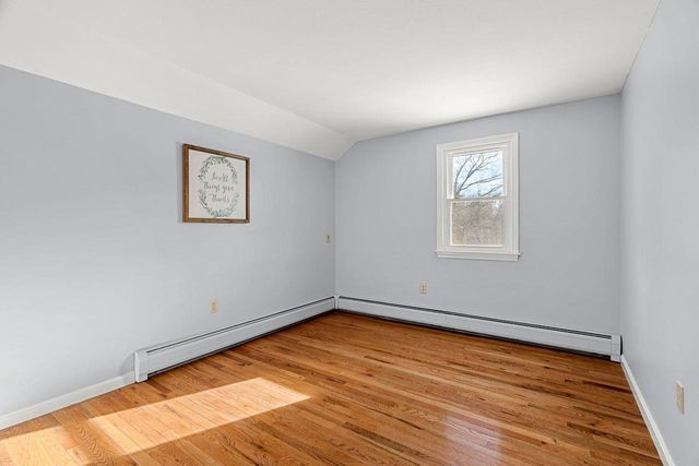 24 Beechwood Road, Hudson, NH 03051